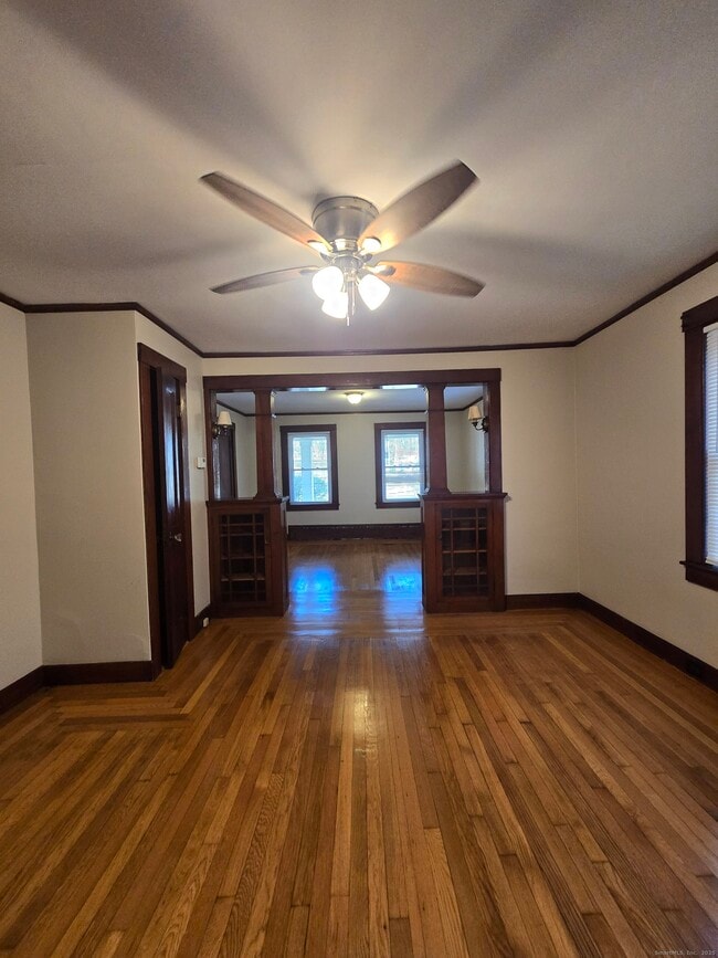 Photo - 19 Downer St