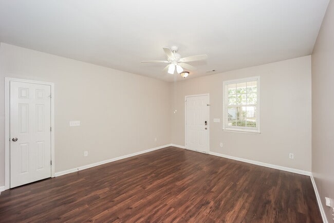 Photo - 54 Brookview Dr