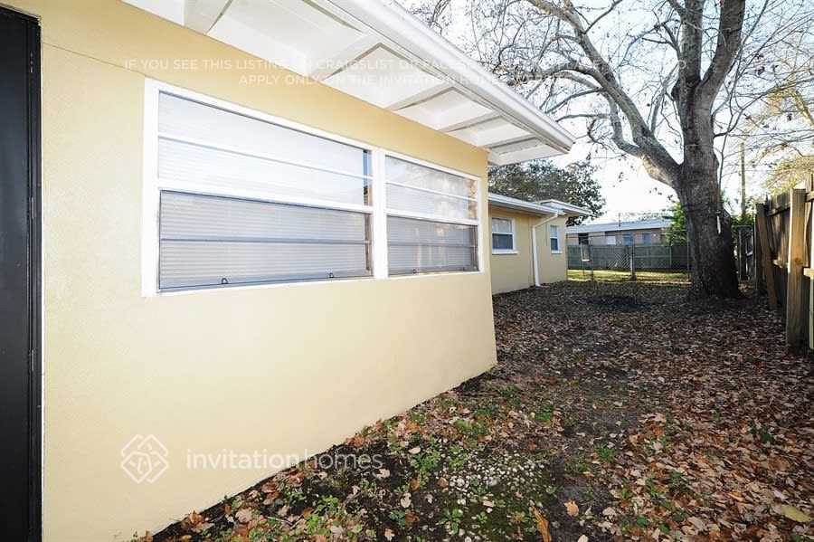 Photo - 1868 East Dr
