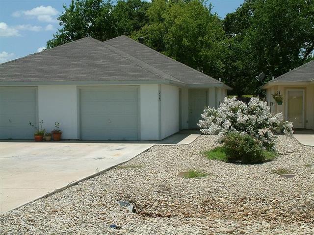 Photo - 2834 James Rd