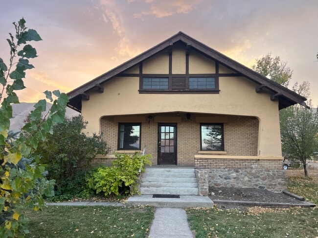 Building Photo - 7984 S 5600 W St