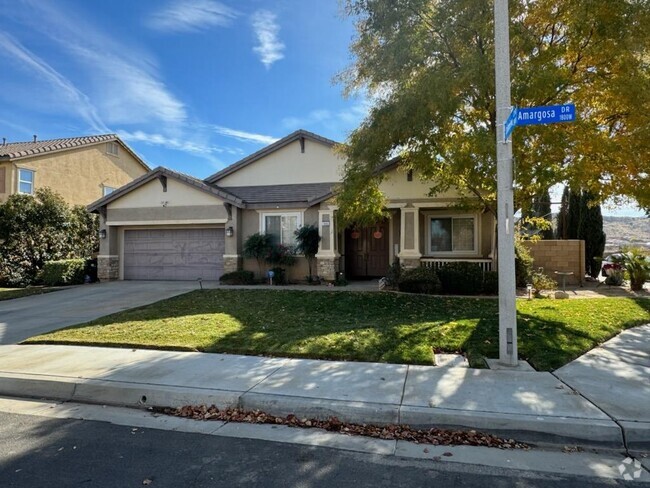 Building Photo - 1886 Amargosa Dr Rental