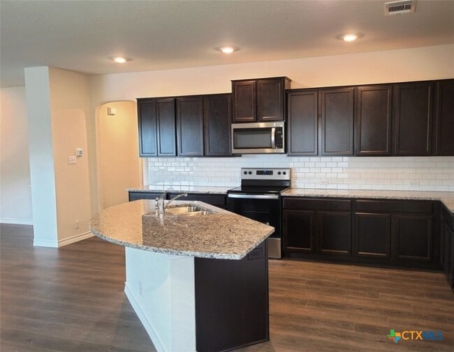 Photo - 618 Cypress Ct