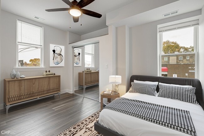 Photo - 4176 W Montrose Ave Unit 4401-2E