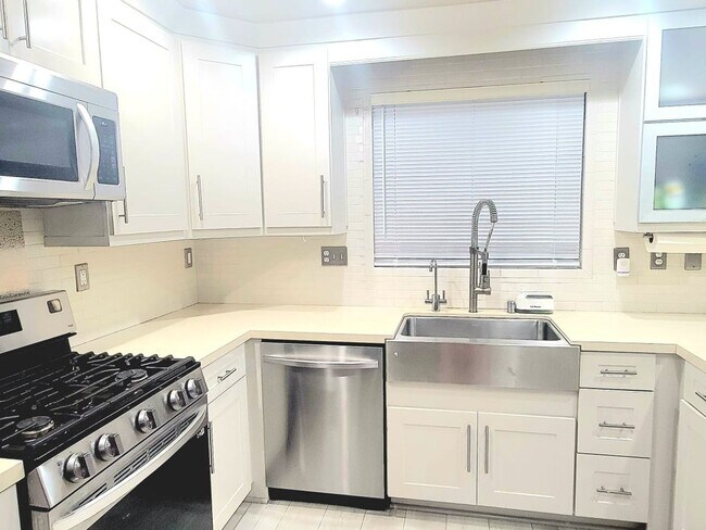 Photo - 3 Bedroom SINGLE FAMILY HOME in Chino Hills