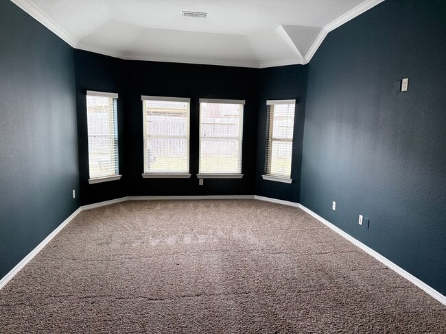 Photo - 2010 Silver Moon Dr