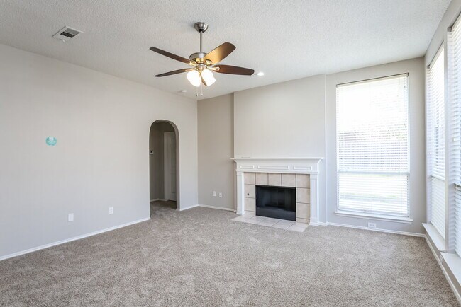 Photo - 6212 Bowin Dr