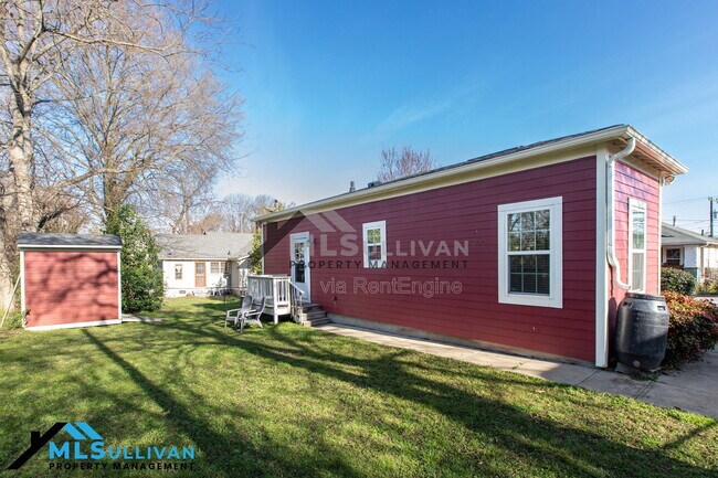 Photo - 1208 Wall St