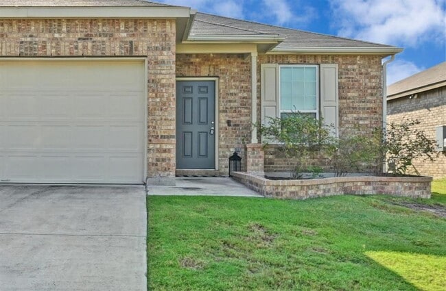 Photo - 524 Martha Dr