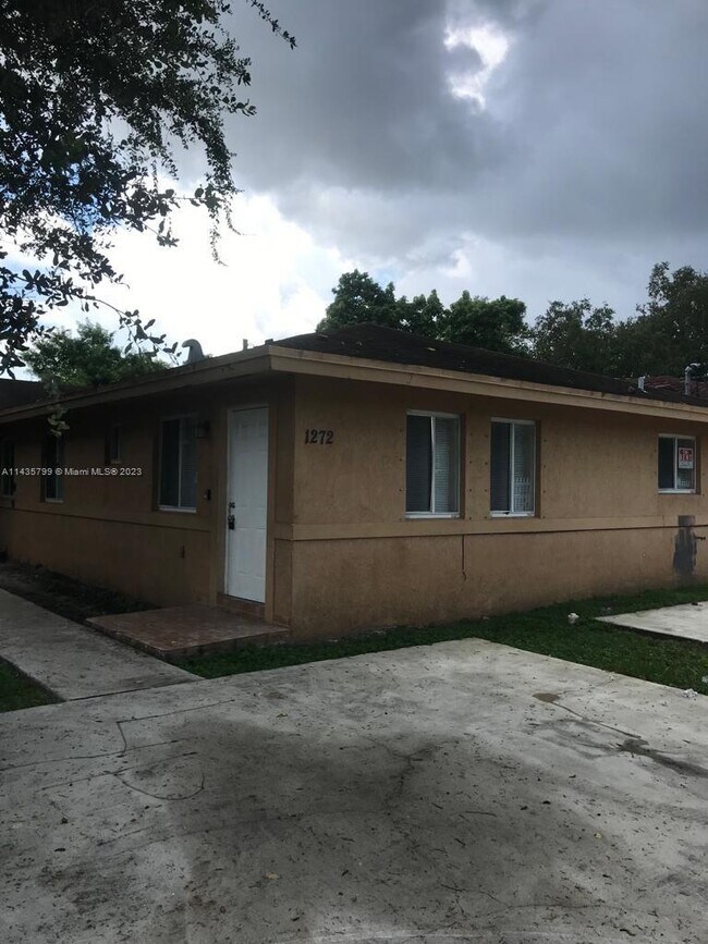Photo - 1272 NW 59th St Unidad 0