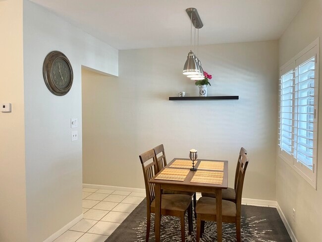 Photo - 3240 Lake Osborne Dr Unidad 206