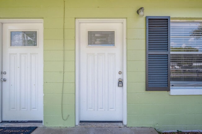 Photo - 709 Greenwood St