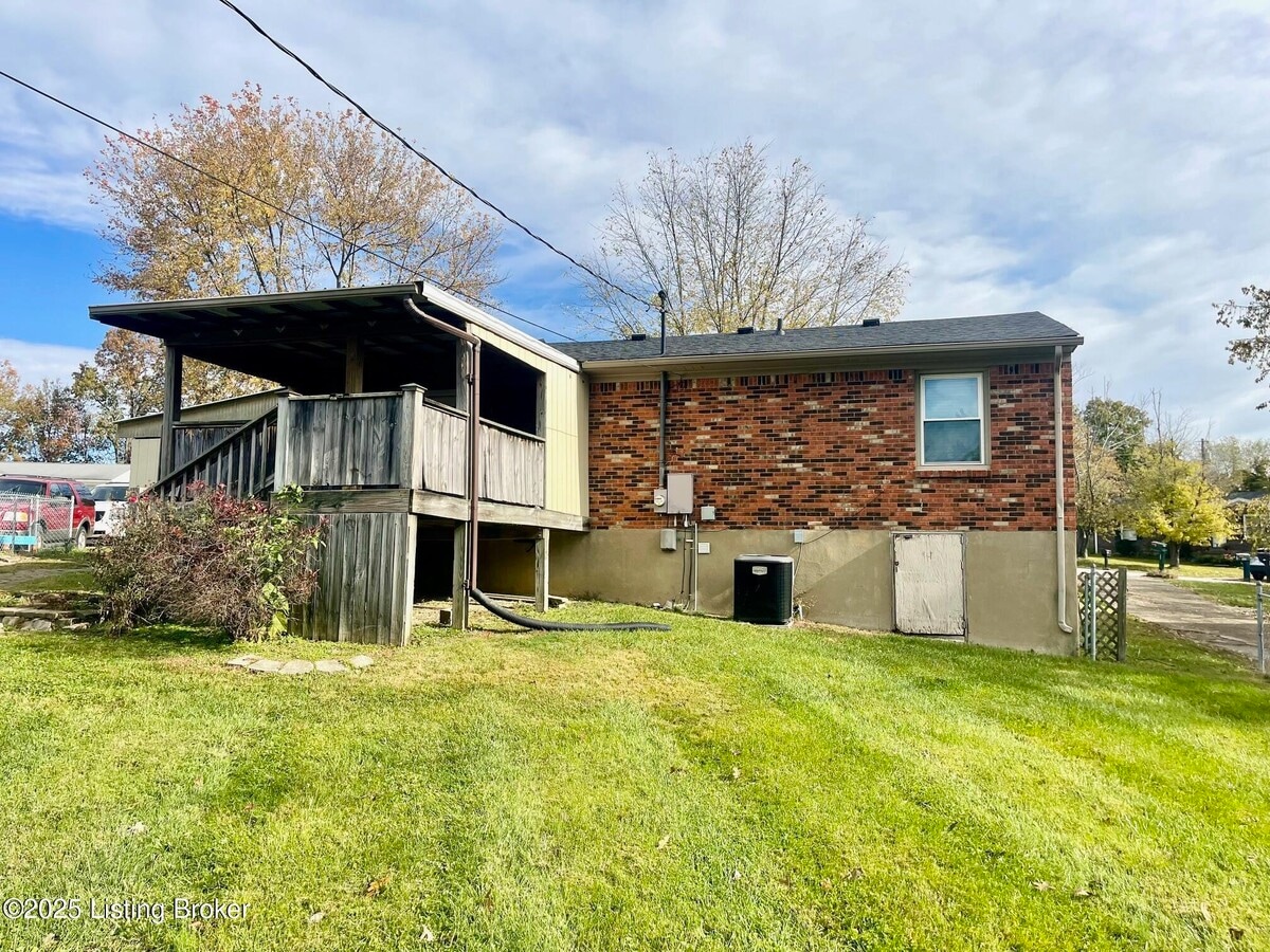 Photo - 1306 Heatherbourne Dr