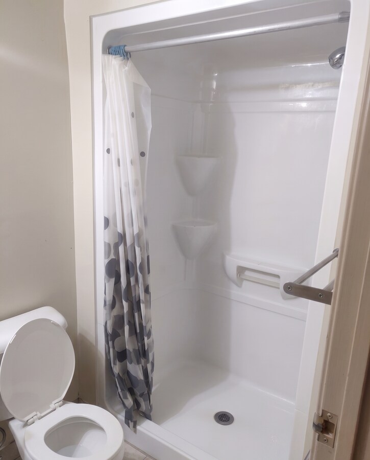 Photo - 251-251 Lester St Unit 2