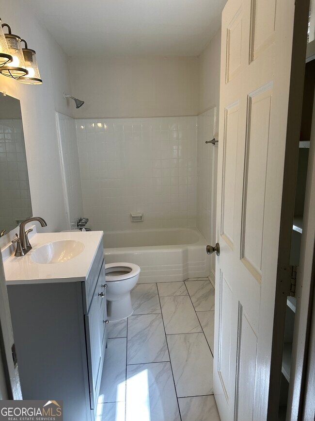 Photo - 2178 W Rugby Ave