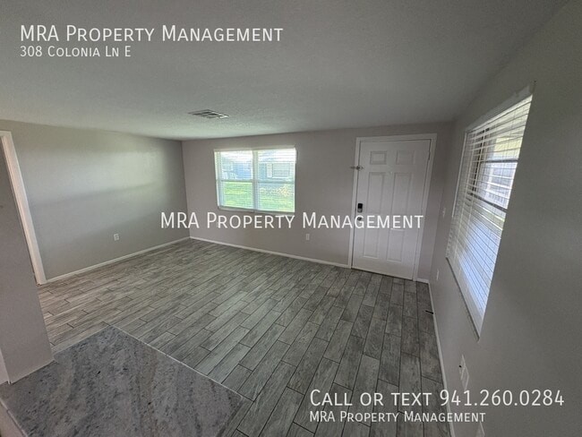 Photo - 308 Colonia Ln E