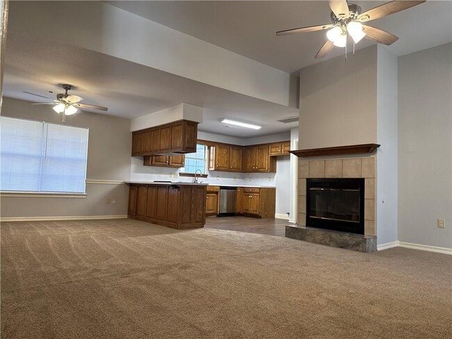 Photo - 3341 E Wyman Rd