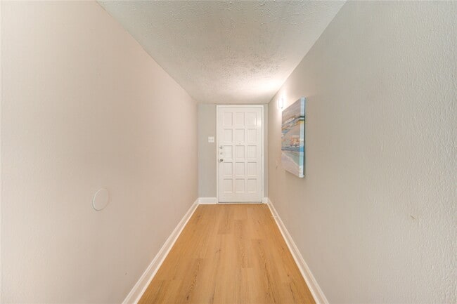 Photo - 15515 Mira Monte Dr