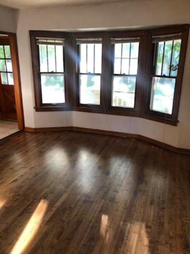 83rd Street Duplex Condo Unit 1st Floor Condo for Rent in West Allis, WI