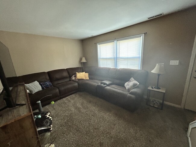 Photo - 603 N Dianne Ln