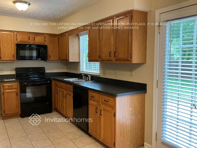 Photo - 495 Meadowfield Ct