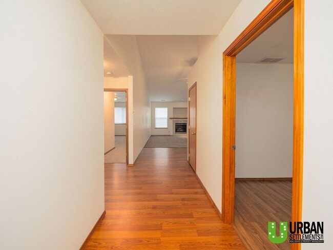 Photo - Spacious 2 Bed, 2 Bath Duplex with Large Fenced Yard in Spokane Valley