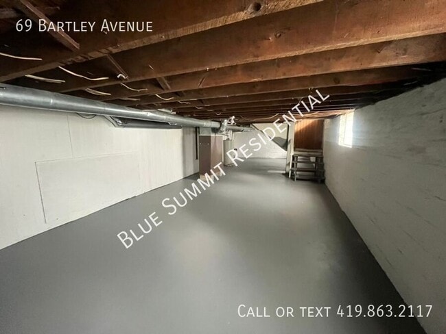 Photo - 69 Bartley Ave