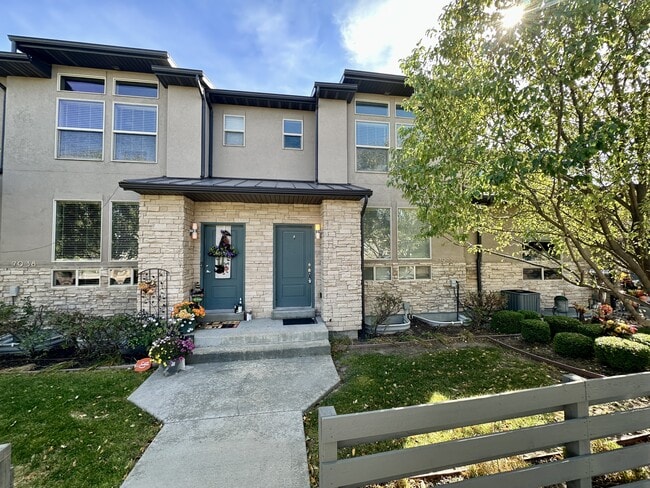 Building Photo - 7942 5090 W