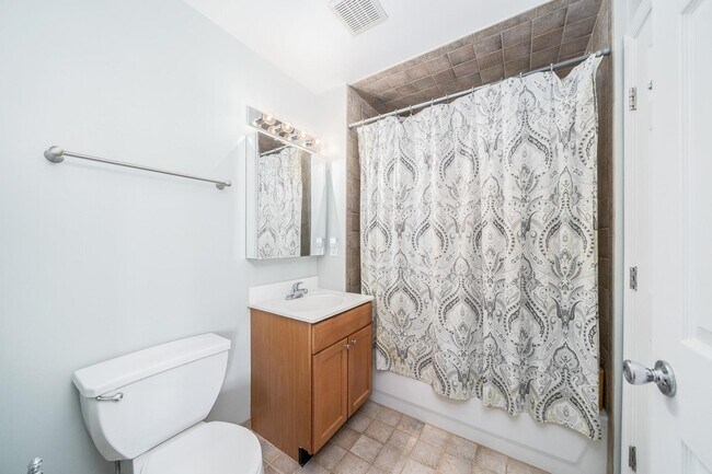 Photo - 1120 Clinton St Rental