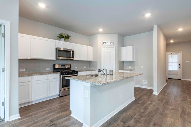 Photo - 4 bedroom home for rent in Youngsville
