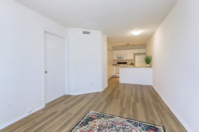 Photo - Antiqua Apartments