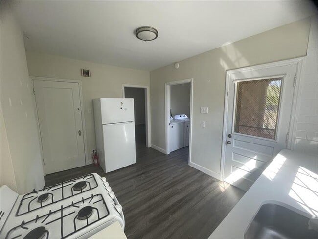 Photo - 772 Woodlawn Rd