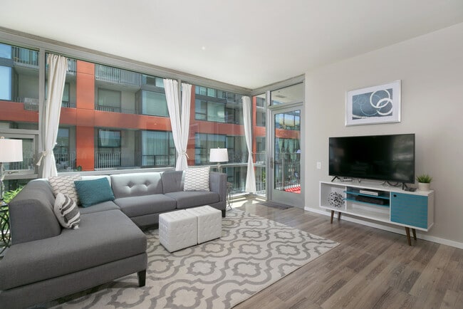 Photo - 321 Tenth Ave Unit 301