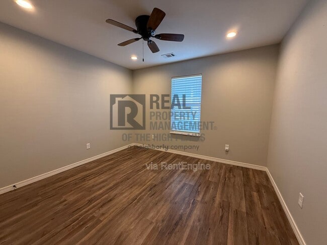 Photo - 13055 Raymond Rd