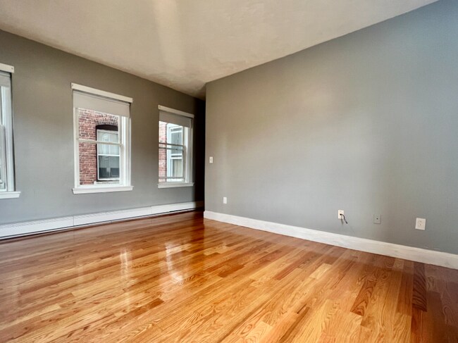 Photo - 477 Dudley St Unit 2