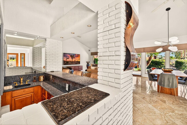 Photo - 45668 Pueblo Rd