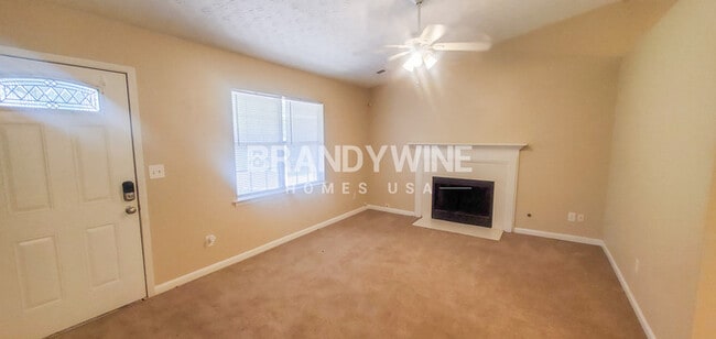 Photo - 190 Rosewood Dr