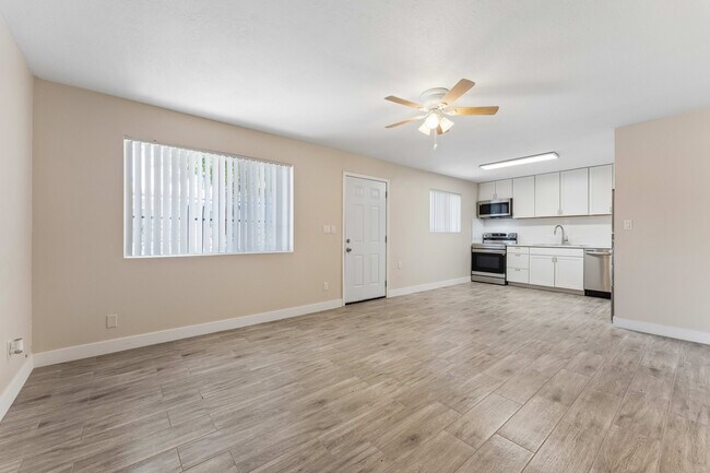 Photo - Madison Villas