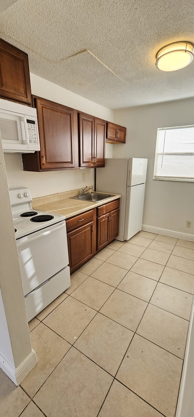 Photo - 2780 NW 14th St