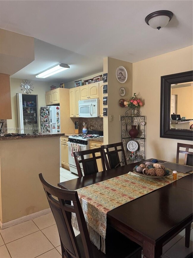 Building Photo - 15330 SW 106th Terrace Unit 917