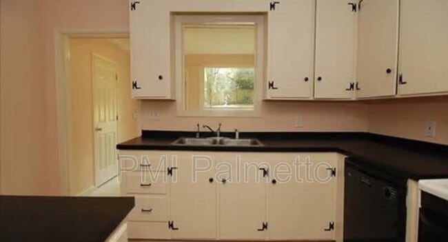 Photo - 1005 Wando St