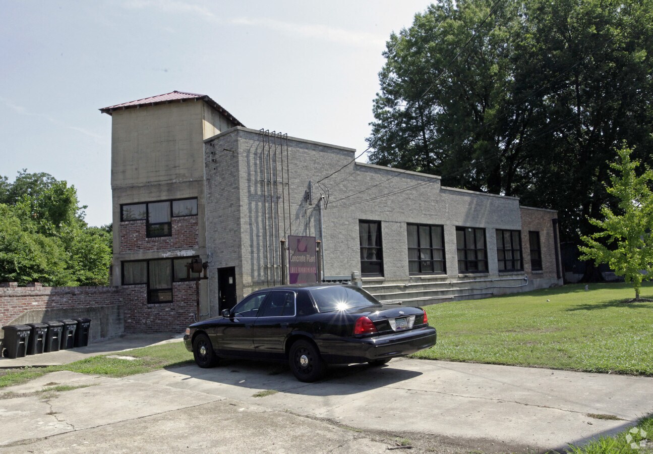 Photo - The Concrete Plant Loft Apartments