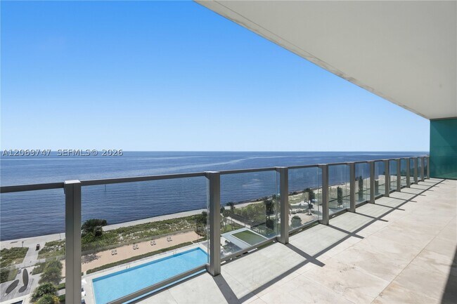 Building Photo - 360 Ocean Dr Unit 1104S