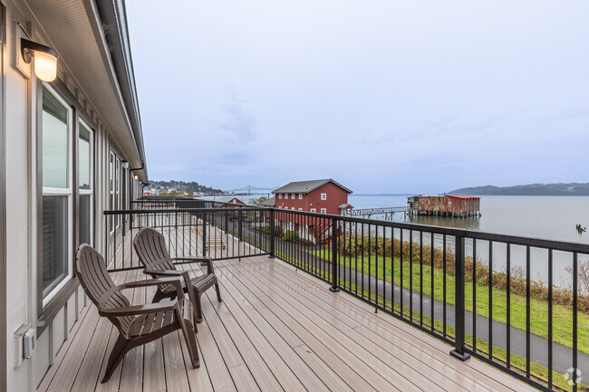 Interior Photo - Astoria Waterfront Rental