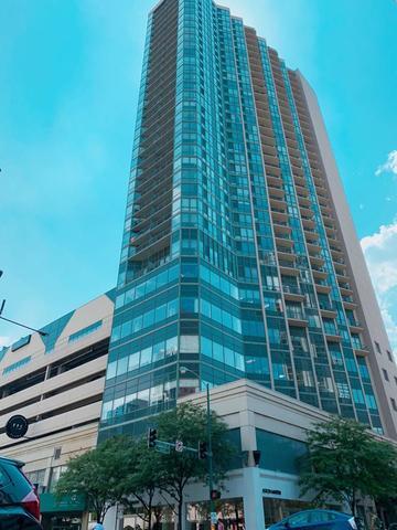 Building Photo - 111 W Maple St Unit 2511