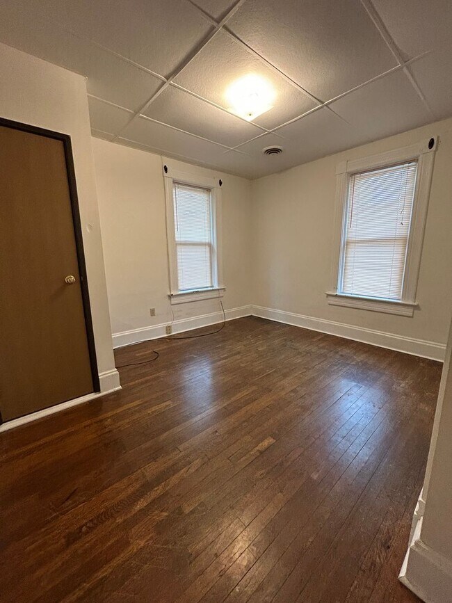 Photo - One Bedroom Apartment on the Northside Unit 9