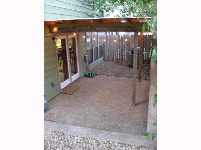 Photo - 7801 Parliament Pl