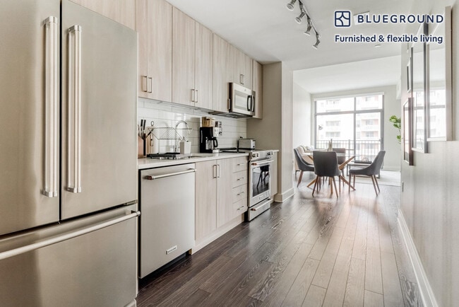 Photo - 4901 Montgomery Ln Unidad SI FL5-ID809