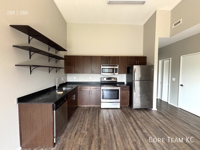 Photo - 3632 Gillham Rd Unit N303