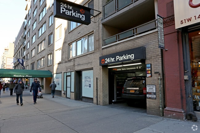 Photo - Courtney House